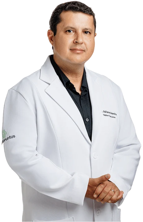 Dr. Adriano Alves — Médico Psiquiatra do Instituto Verstehen
